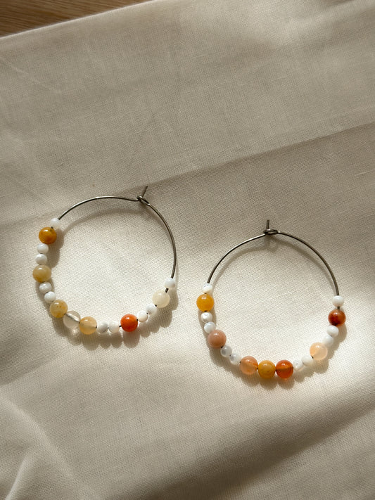 吉 (Luck) Hoop Earrings