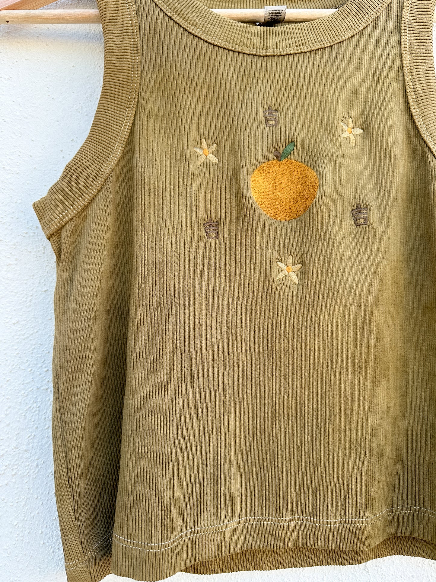 Lucky 吉 Blossom Crop Tank (Brown)